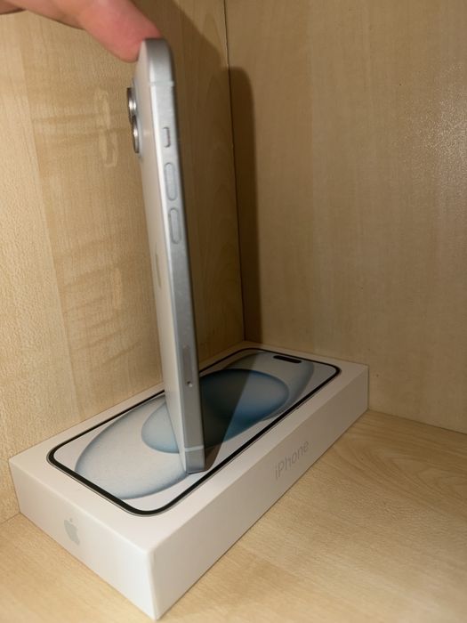 iPhone 15 Plus 128 GB BIAŁY/NIEBIESKI