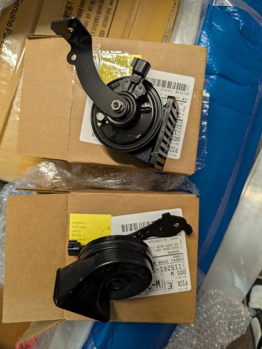 Усилитель бампере перед Jeep Compass 17-25