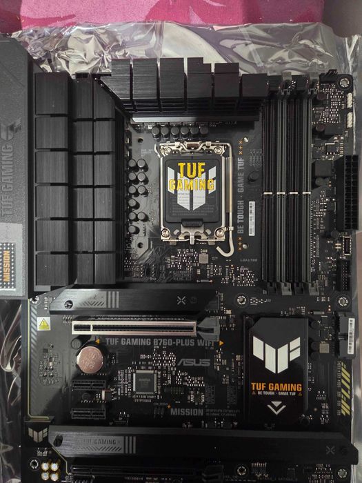ASUS TUF B760-PLUS