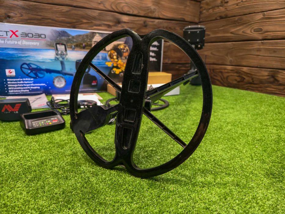 Металошукач Minelab CTX 3030