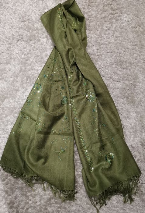 Cachecol mulher com lentejolas