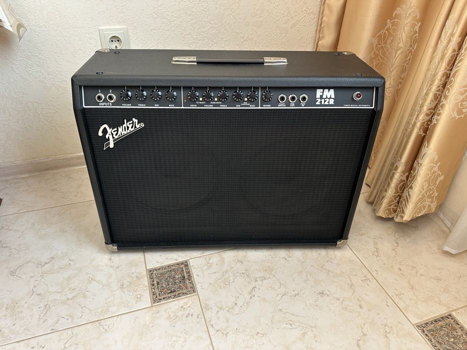 Колонка Фендер Fender FM 212R