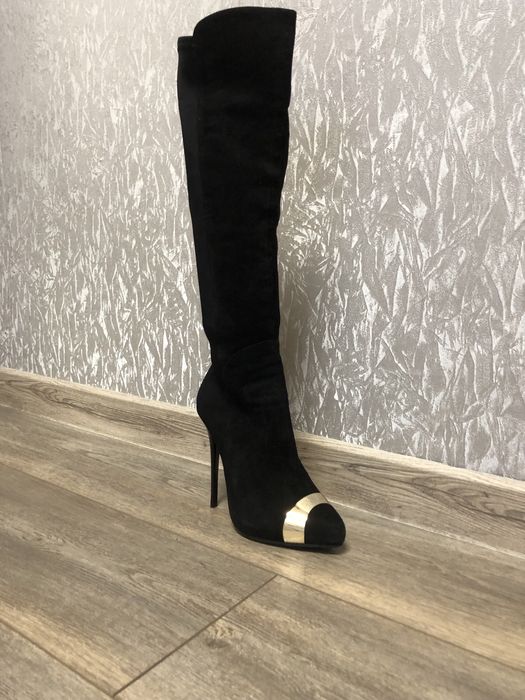 Сапог-чулок на высокой шпильке из натуральной замши