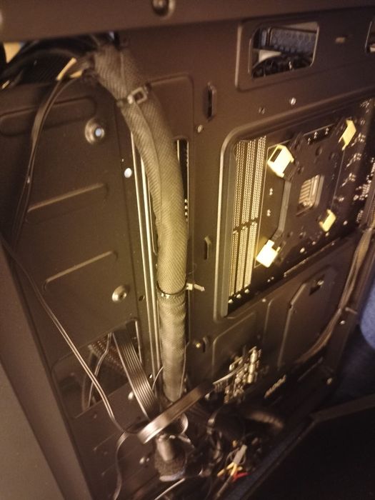 Msi B460M Bazooka, все родное в идеале