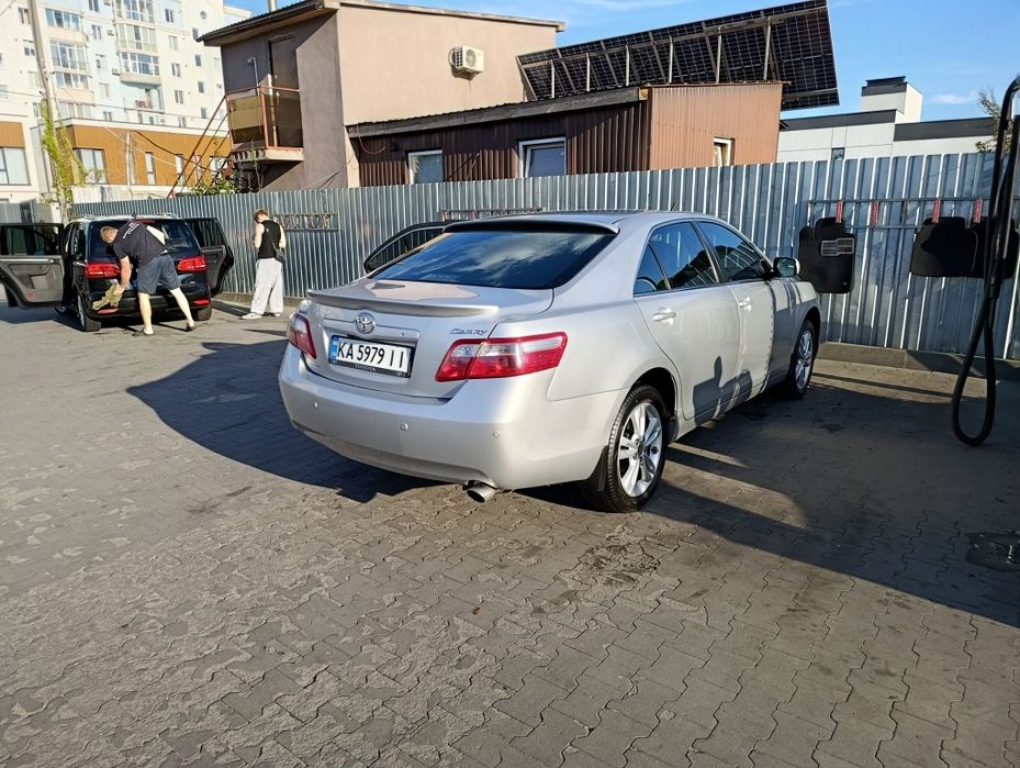 Продам Toyota Camry 2.4