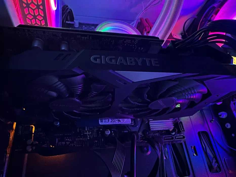 Placa Gráfica Gigabyte GTX 1660 Super Gaming OC (6GB).