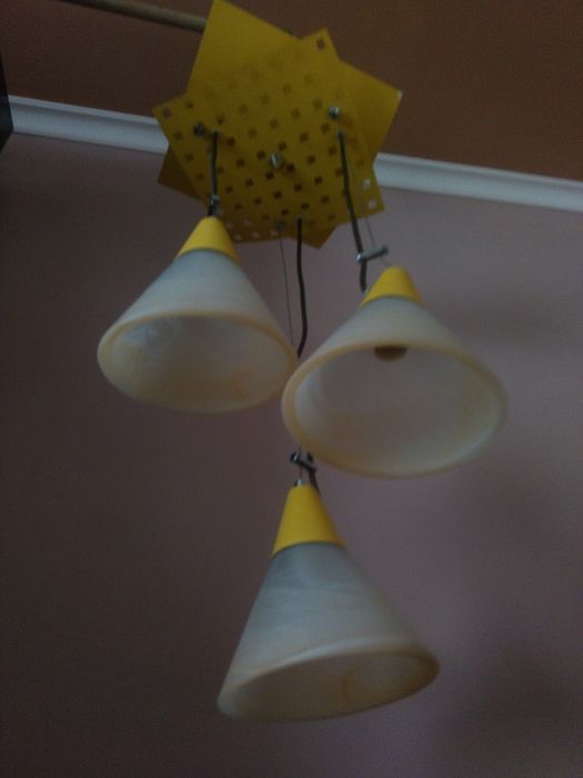 Люстра  (світильник)