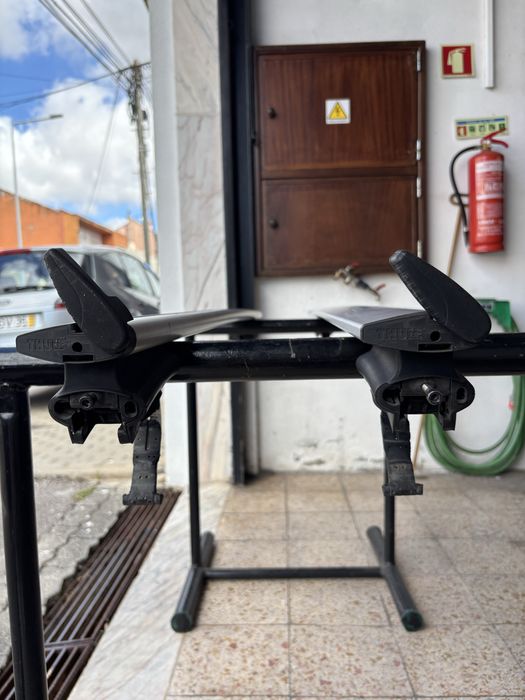 Vendo bagageira de tejadilho THULE usada.