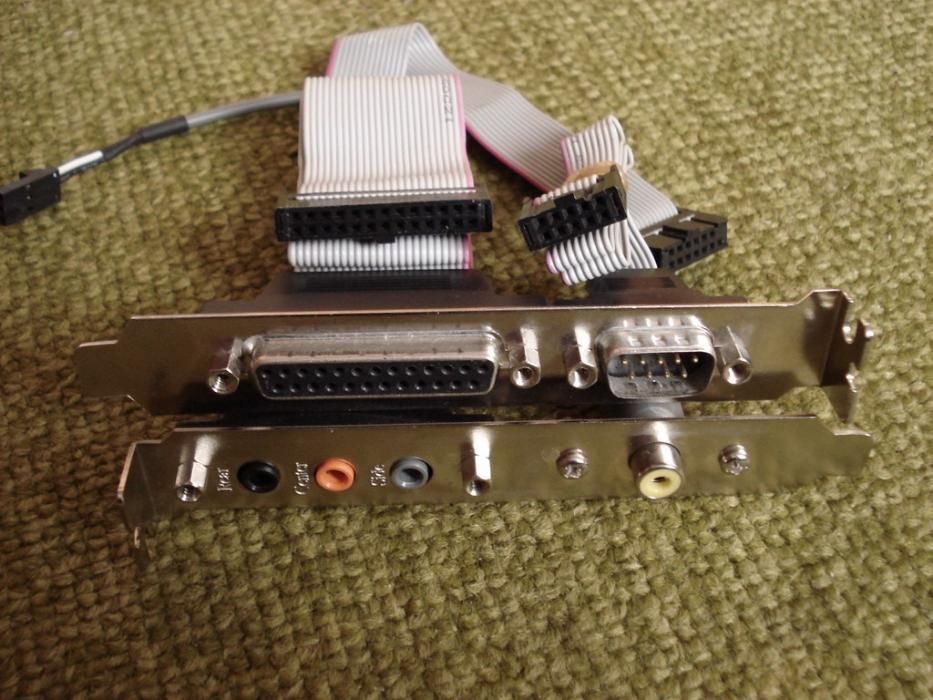 Комплектующие и кабели для ПК.