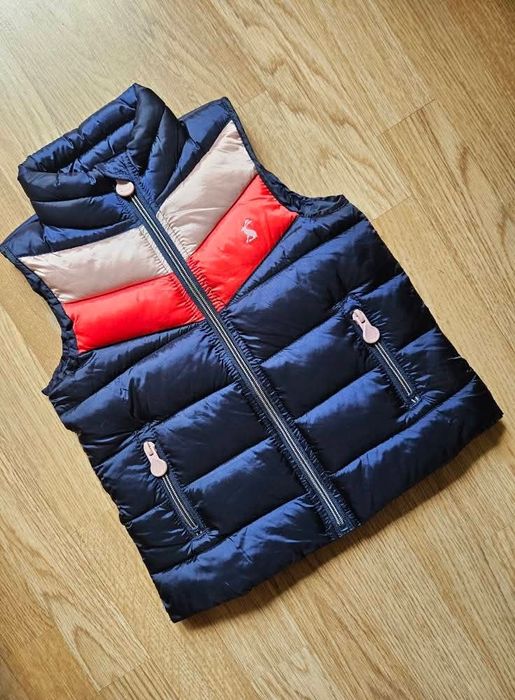 Дитяча безрукавка на дівчину 2-3роки без капюшона