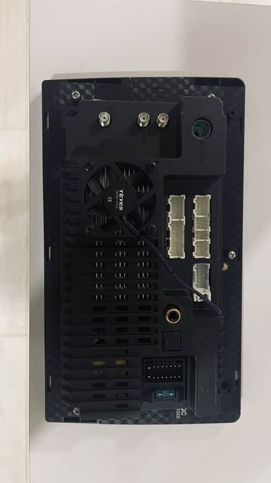 Авто  магнітола.