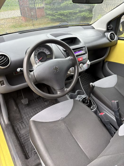 Peugeot 107 2011r 1.0 Salon Polska