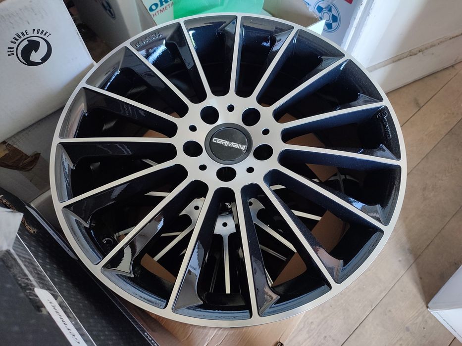 19 5x112 felgi aluminiowe nowe np Mercedes , Audi