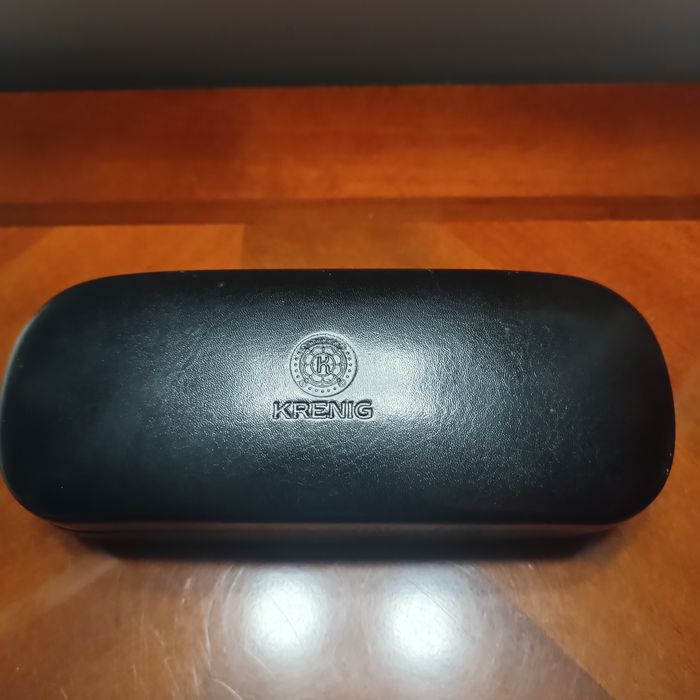Etui twarde na okulary marki KRENIG stan b.dobry