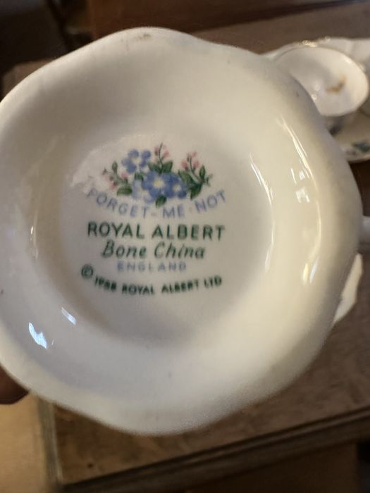 Zestaw kawowo herbaciany porcelana royal Albert