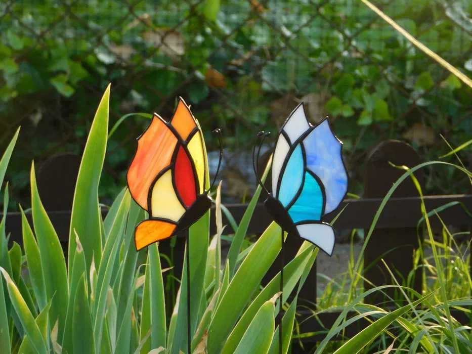 Motylki witrażowe parka dwie sztuki zestaw