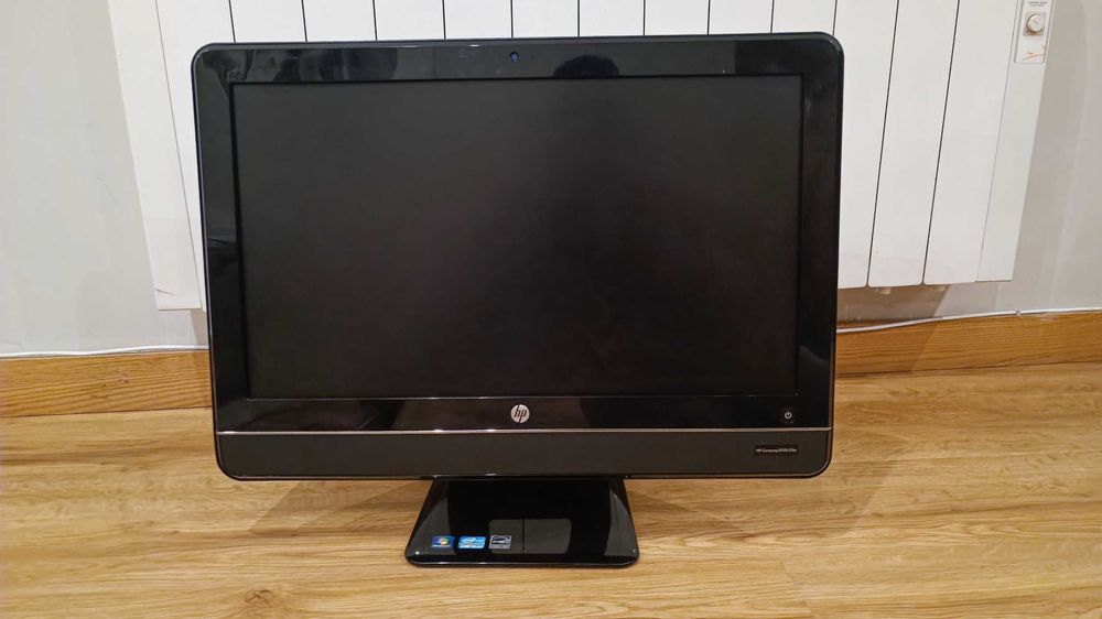HP AiO 8200 Elite 23", i5 Quad, 8GB RAM, 256GB SSD, Windows 11 Pro 25h