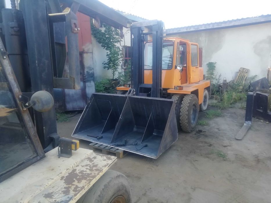 Автонавантажувач Львівський