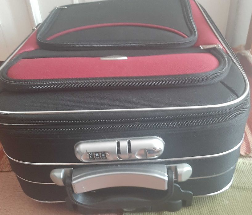 Валіза підліткова