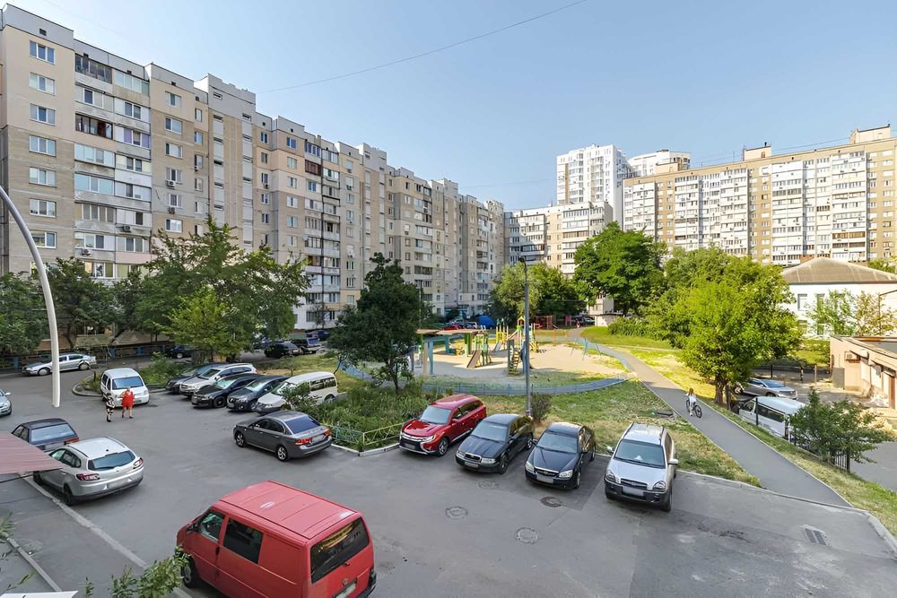 Продаж 3-к квартира, Харківський масив (71м2)
