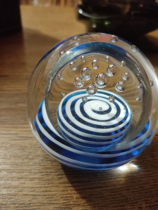 Szklana piękna kula Murano