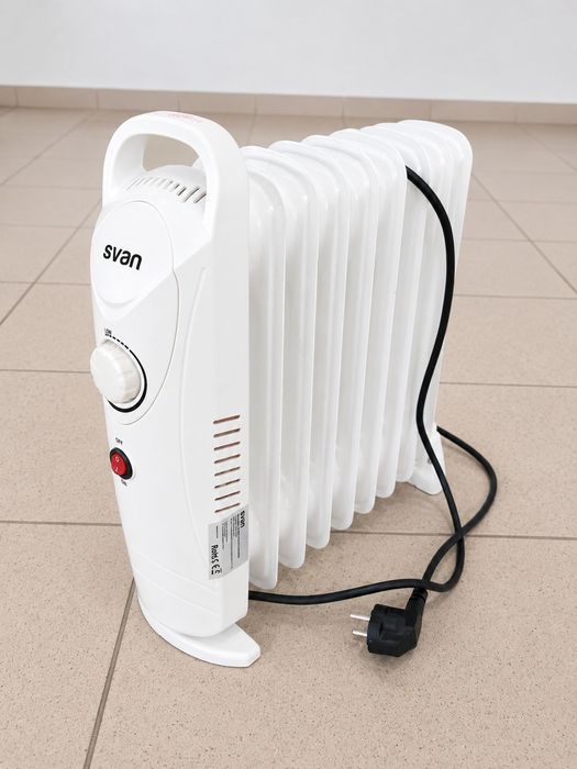 Aquecedor / Radiador a Óleo SVAN 900W – como NOVO