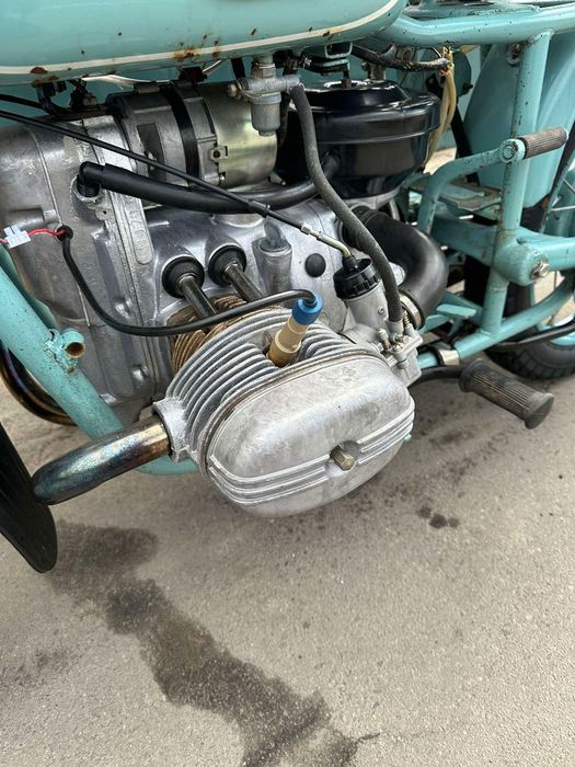 Продам мотоцикл Урал