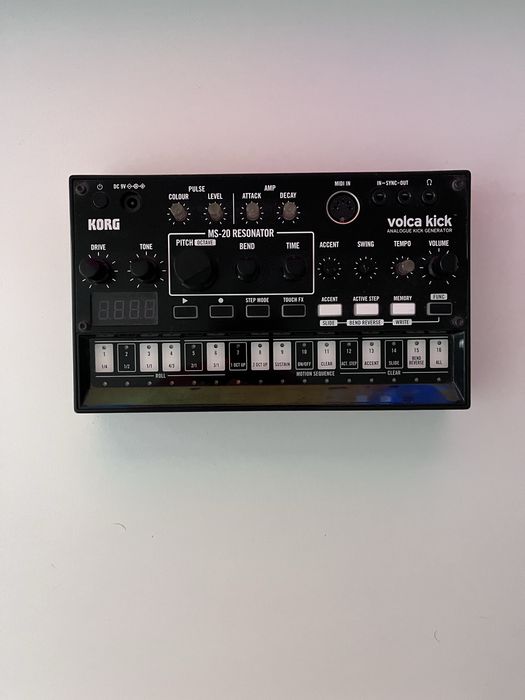 Korg Volca Kick - drum machine