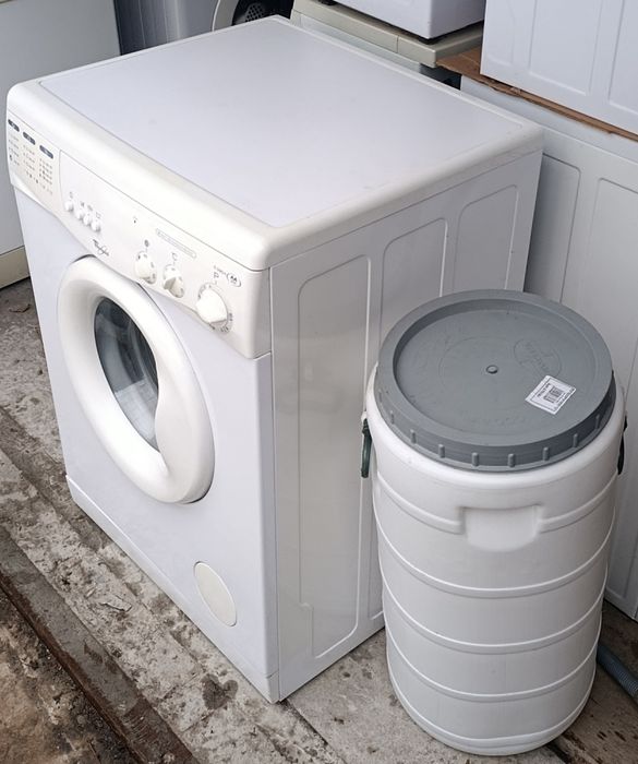 Пральна машина Whirpool FL-5085/A з баком для води