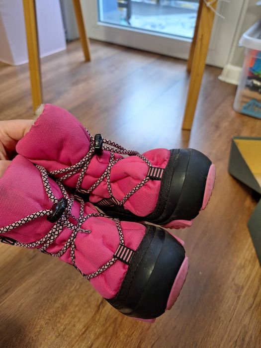 Zimowe buty śniegowce dla dziecka DEMAR ocieplane wełną 24/25