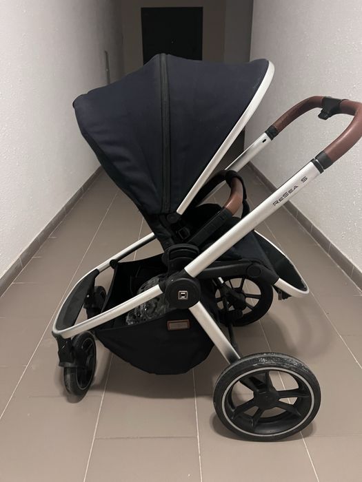 Коляска 2 в 1 в отличном состоянии