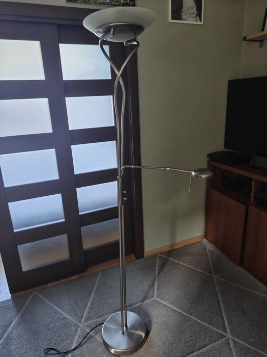 Lampa stojąca podłogowa chrom satyna, z lampką do czytania