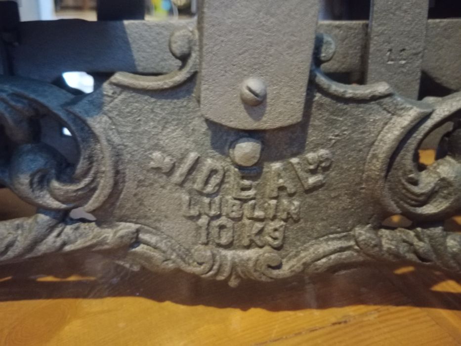 Waga ideal Lublin 10kg 1945r