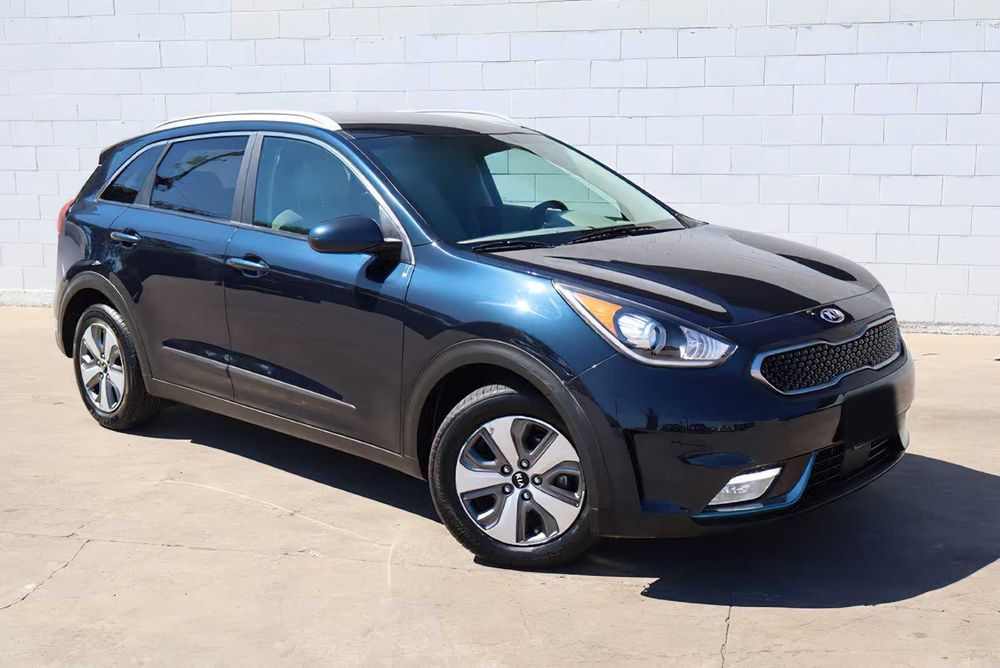 Kia Niro Plug-In Hybrid      2020