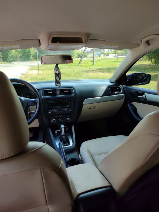 Продам VW Jetta 6 2.5 SE