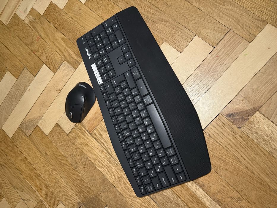 Комплект Клавіатура + Миша Logitech Performance MK850