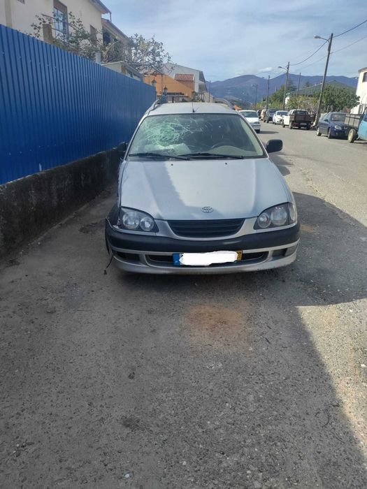 Motor Toyota Avensis T22 Diesel (1999) + Carro Completo P/ Peças