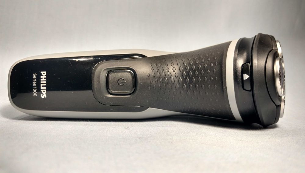 Бритва Philips Series 1000