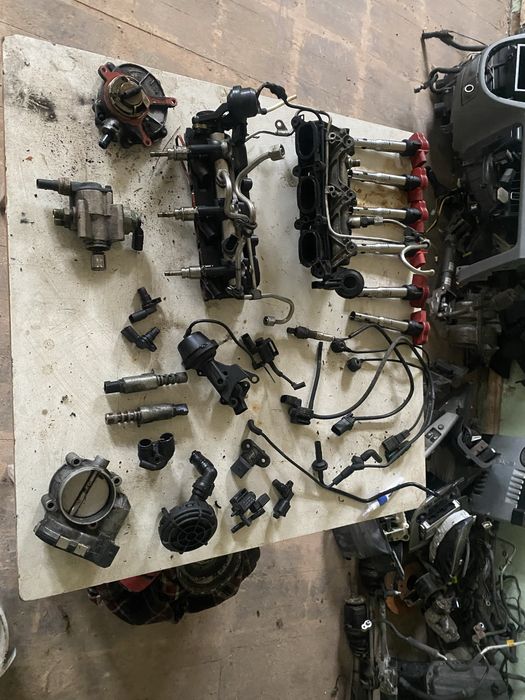 Запчастини форсунка ауді ауди а6ц6 audi a6c6 3.2 fsi