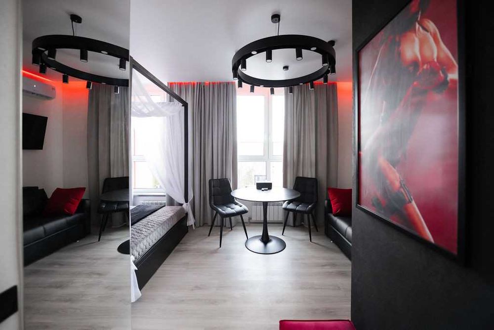 #1211 Квартира подобово/помісячно. Просп. Набережно-Рибальський 27