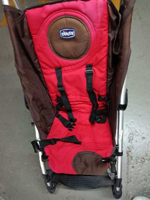 Carrinho de Passeio Chicco Liteway – Vermelho e Castanho (Bom Estado)