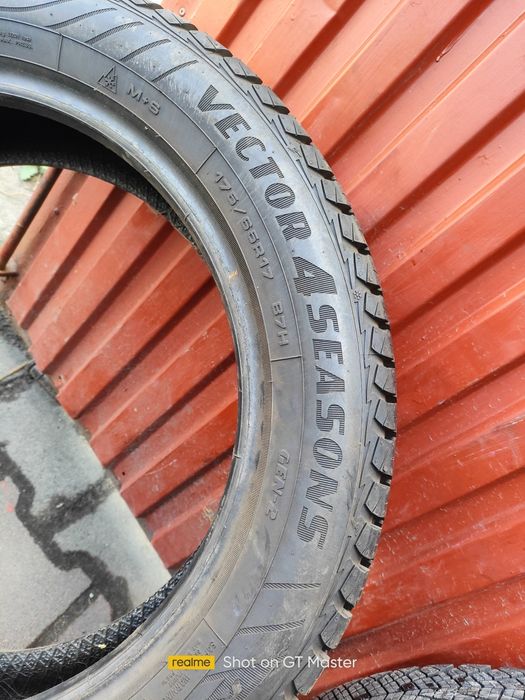Goodyear Vector4 Seasons gen2 175/65/27
