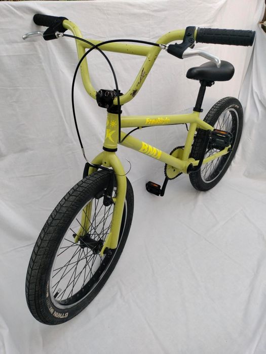 BMX B’Twin Freestyle / Street em bom estado
