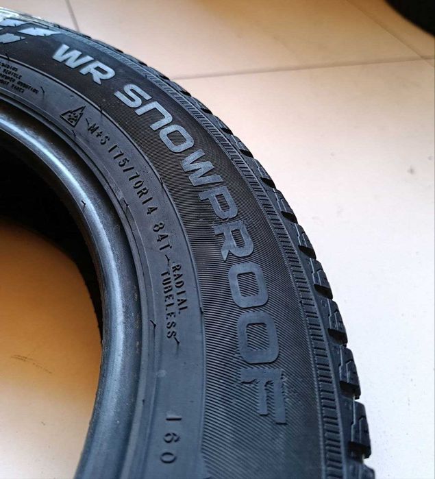 Пара шин б/у 175/70R14 84T Nokian Tyres WR Snowproof