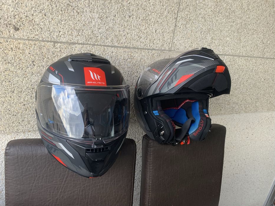 Capacete Modular MT Atom 2 seminovo
