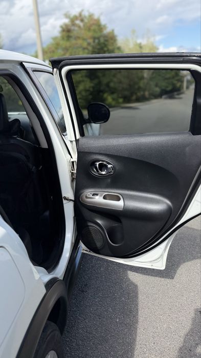 Автомобіль Nissan Juke