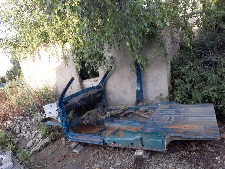 Криша рено кенго 1