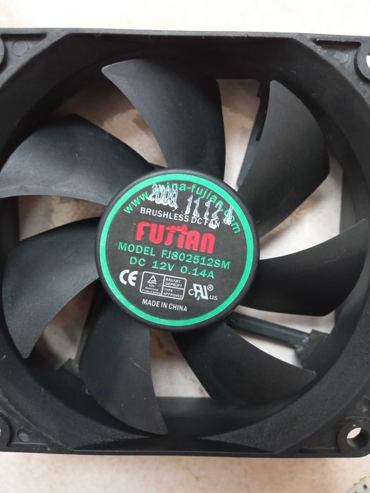 Вентилятор 2-pin 12В. 80x80x25мм