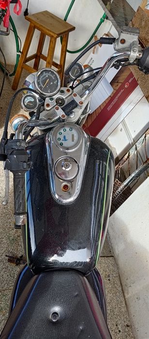 Moto 125 em bom estado