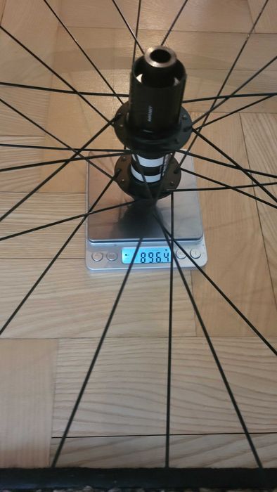 Kola DT Swiss R460 350s 28cali